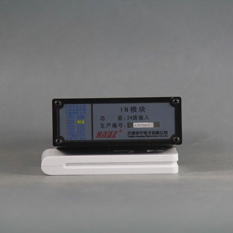 1-20122QAT5918.jpg